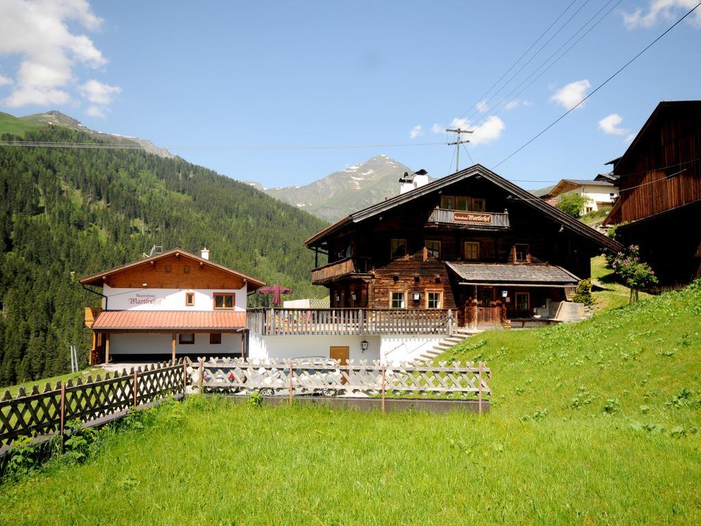 Ferienhaus Martlerhof Тукс Номер фото
